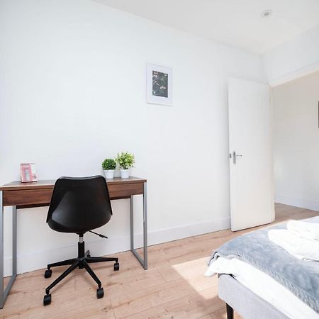 Berwick Street Central Apartments Londra Exterior foto